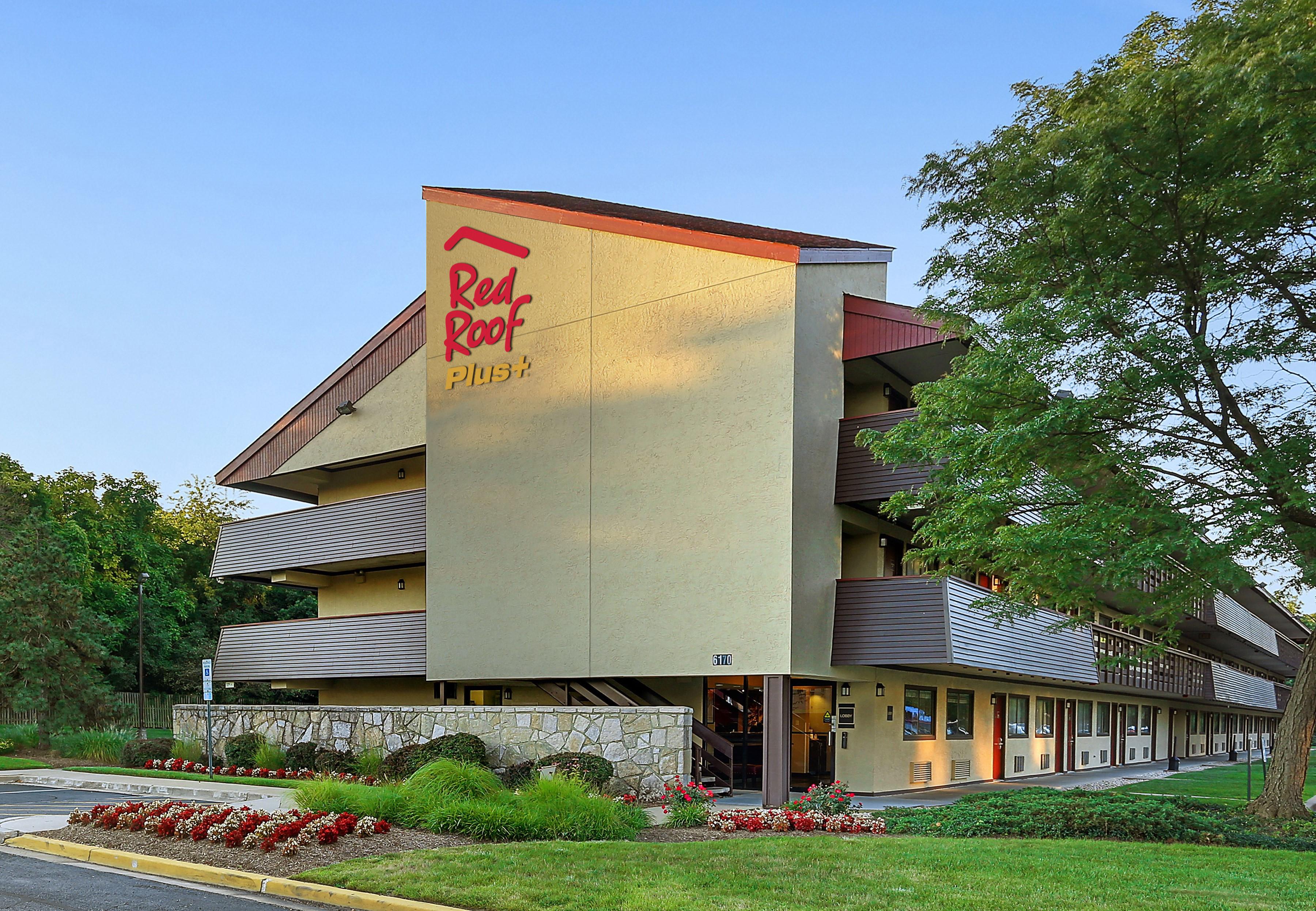 Cheap Hotel in Oxon Hill, MD | Red Roof