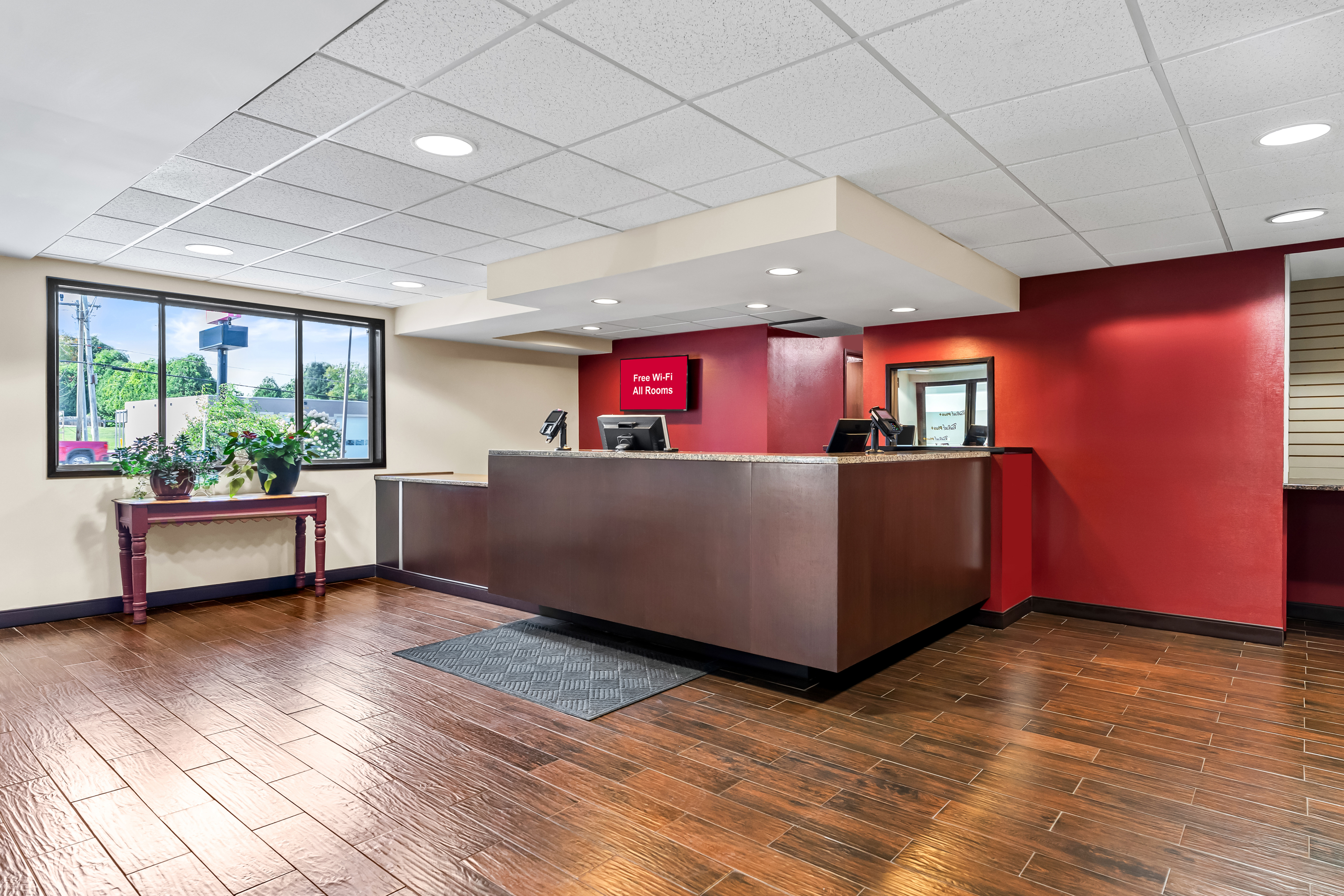 Cheap Hotel in Malone, NY 12953 | Red Roof