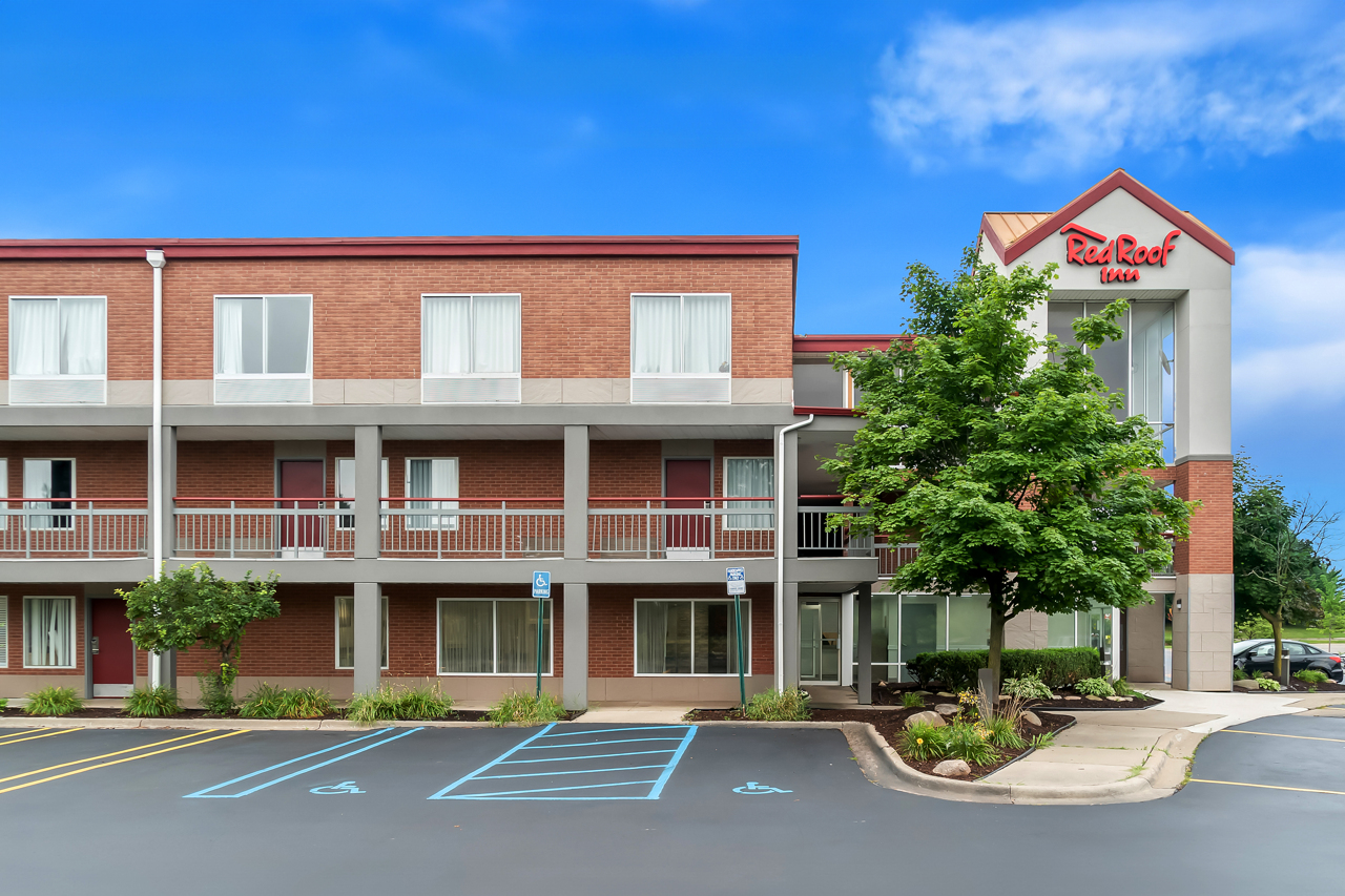 Cheap Hotel in Auburn Hills, MI 48326 | Red Roof