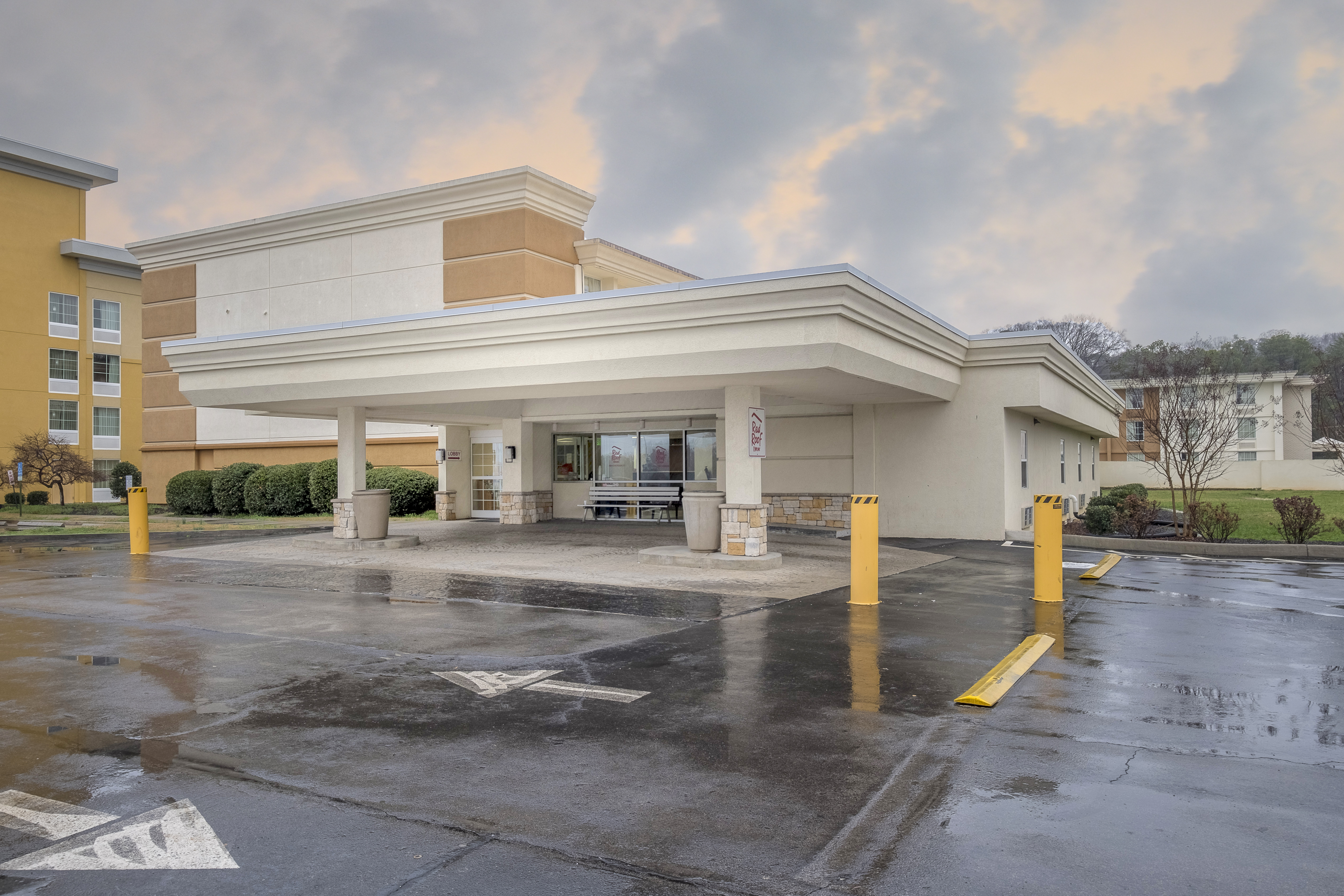 Hotel Near Papermill Road – Knoxville, TN | Red Roof