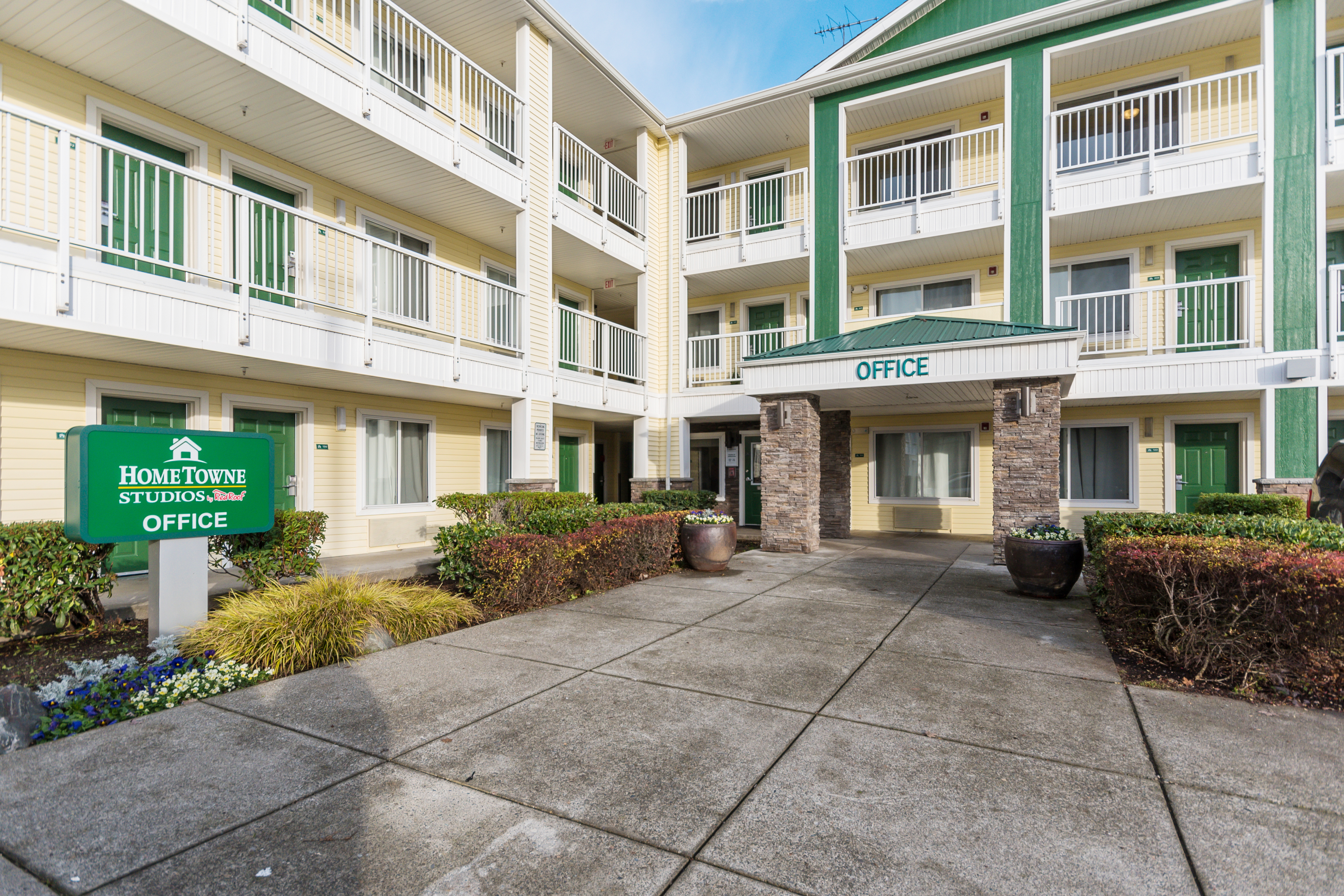 Extended Stay Hotel in Kent, WA 98032 | Red Roof