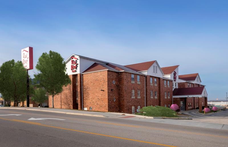 Budget, Pet Friendly Hotel in Saint Robert, MO 65584