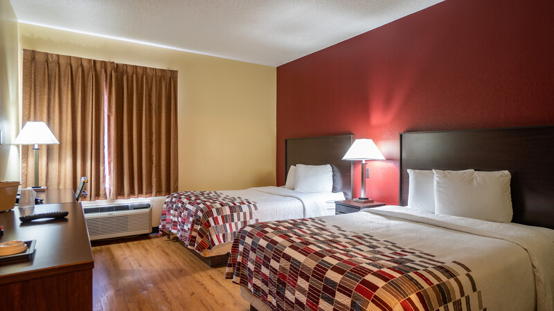 budget-pet-friendly-hotel-in-indianapolis-in-46241