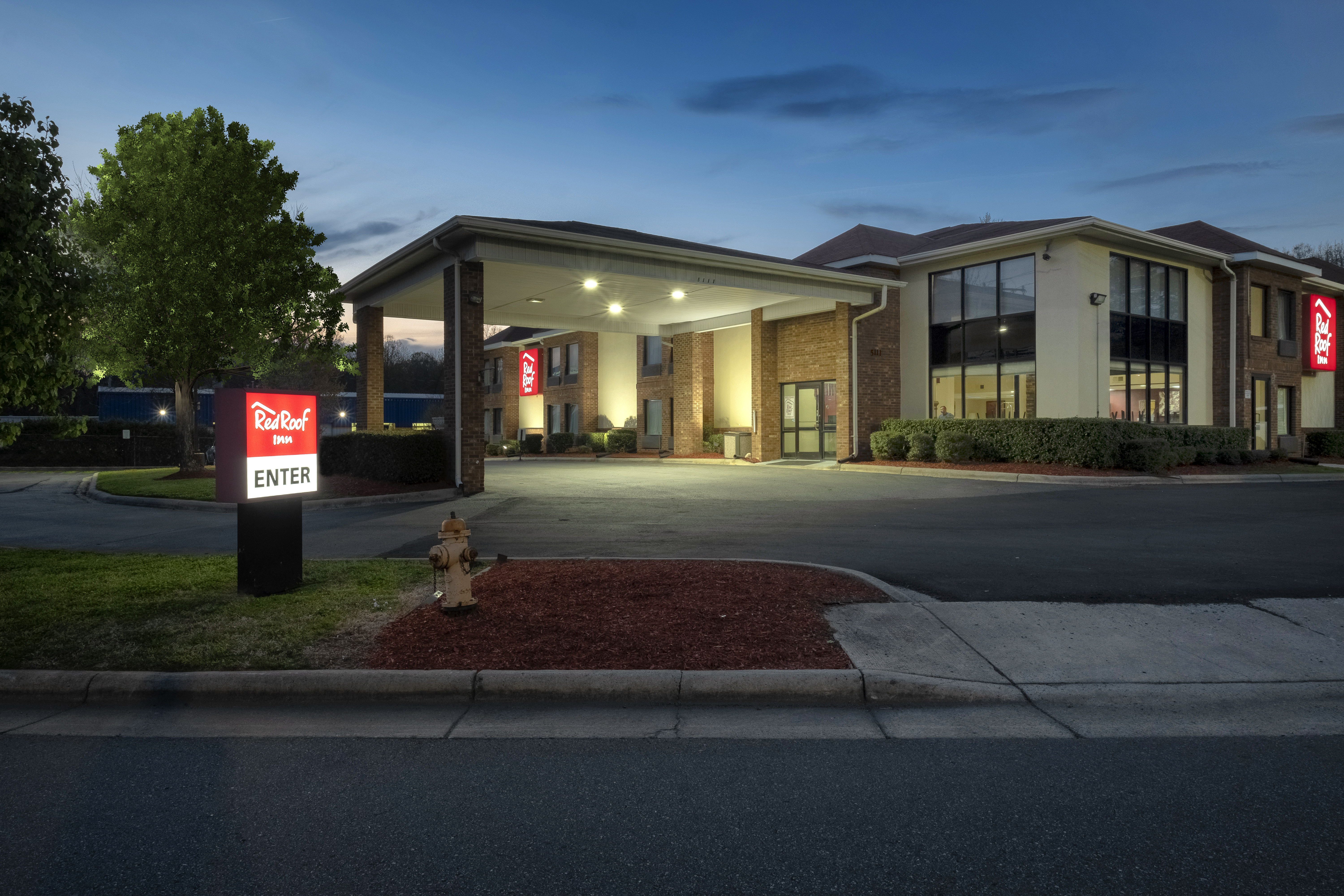 Hotel Near University of North Carolina - Charlotte, NC