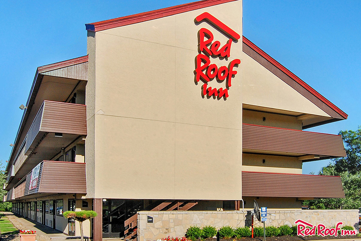 Hotel Near University of Toledo | Red Roof