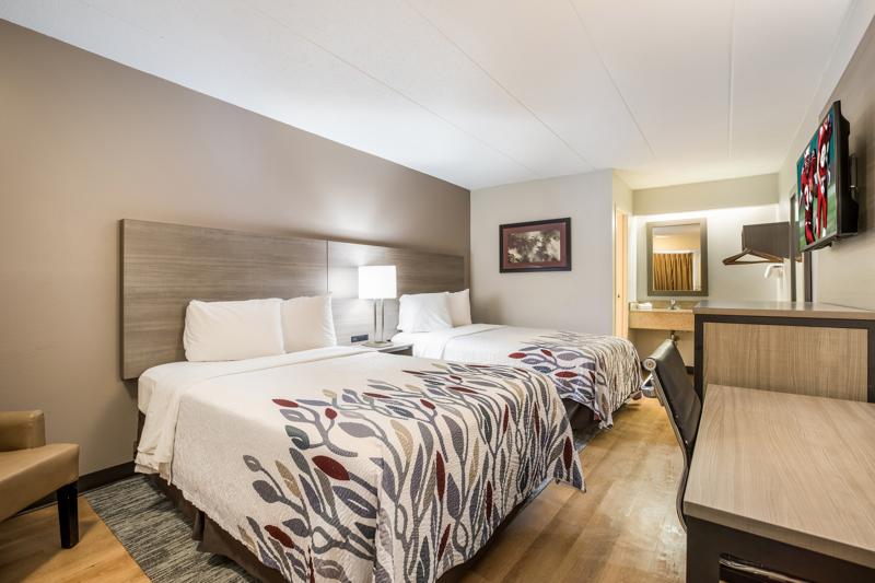 Cheap Hotel Pet Friendly & Smoke Free Lansing, MI 48917