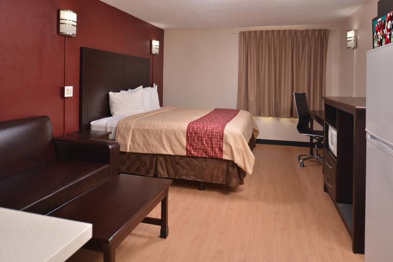 Budget, Pet Friendly Hotel in Van Horn, TX 79855 Red Roof Inn