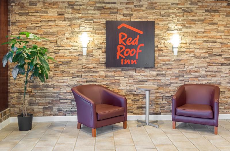Budget, Pet Friendly Hotel in Wytheville, VA 24382 Red Roof Inn