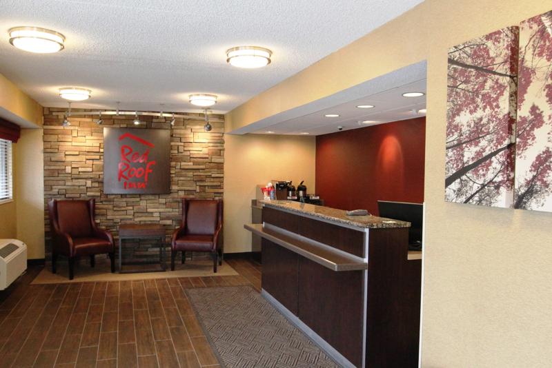 Cheap, Pet Friendly Hotel Smoke Free Albany, NY 12205