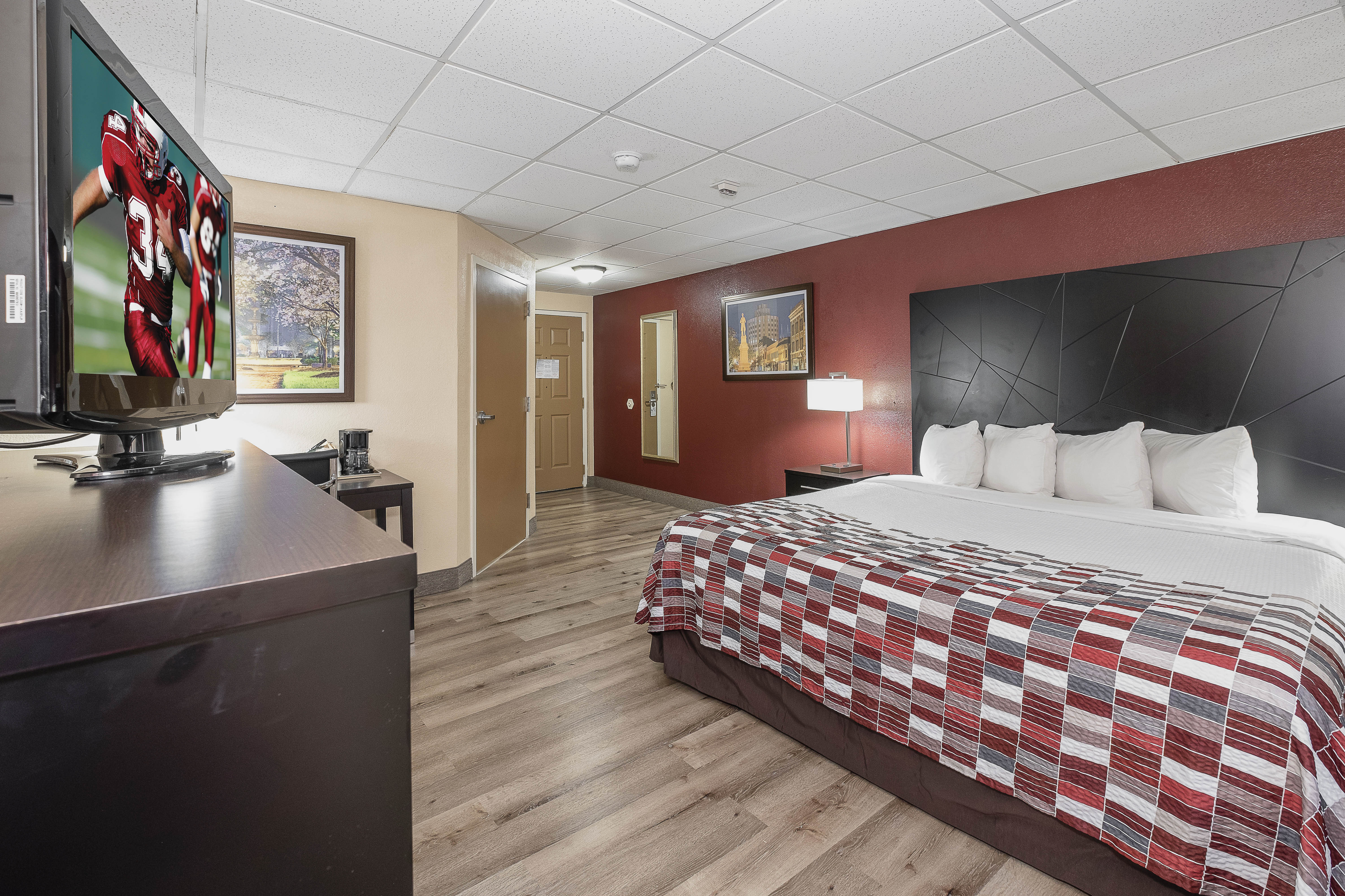 Cheap Hotel in Macon, GA