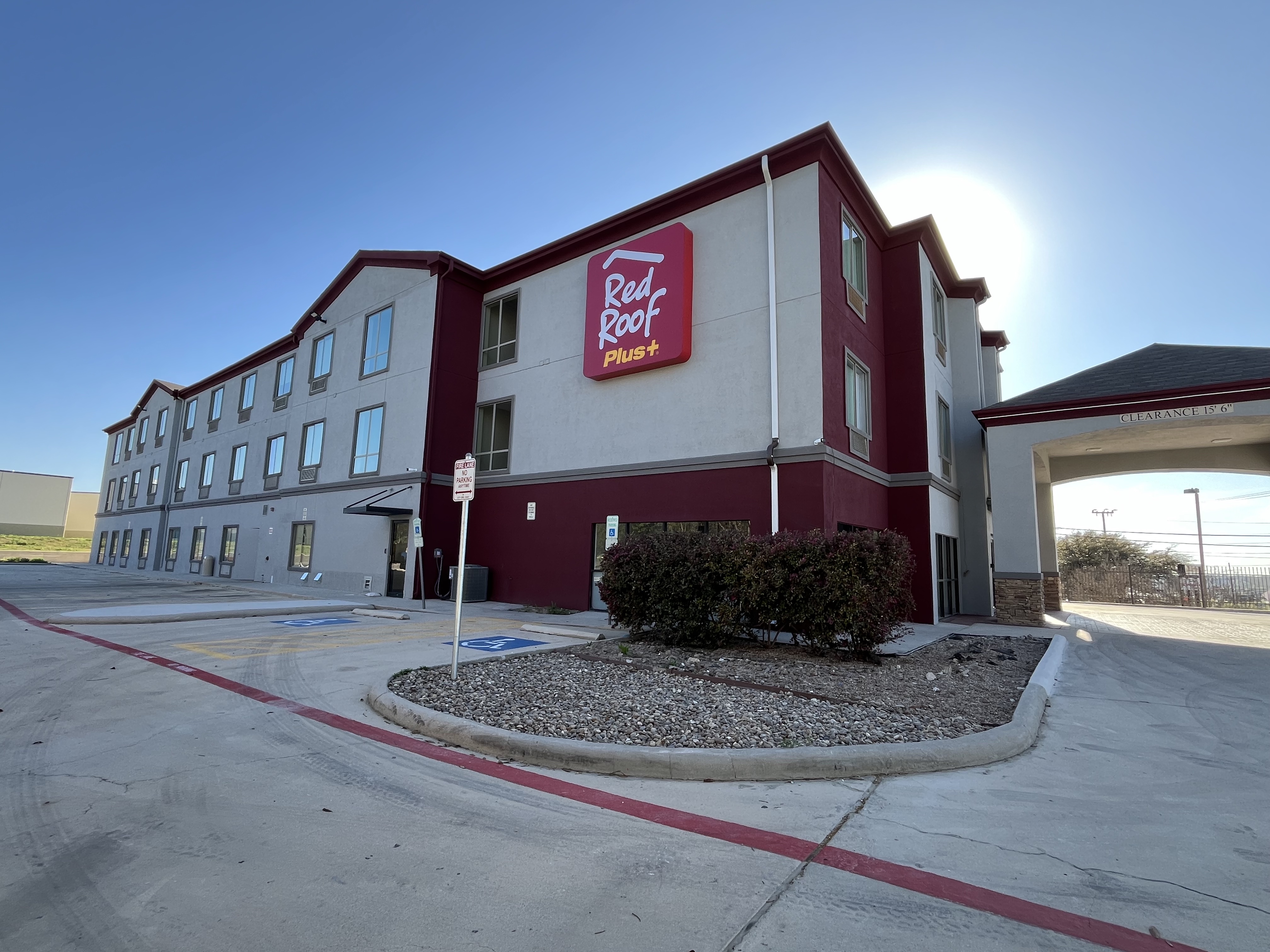 Cheap Hotel in San Antonio, TX 78233 | Red Roof