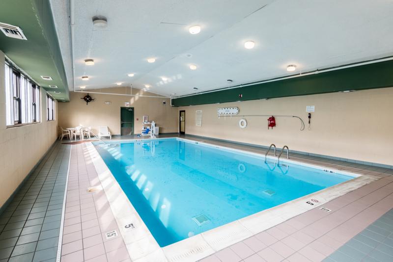 Red Roof Inn Cheap Pet Friendly Hotel In Morehead, KY 40351