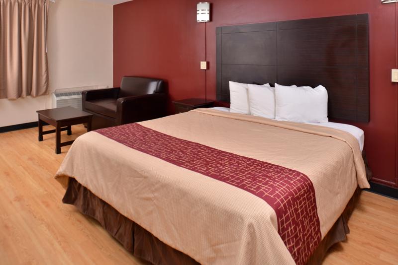 Budget, Pet Friendly Hotel in Van Horn, TX 79855 Red Roof Inn