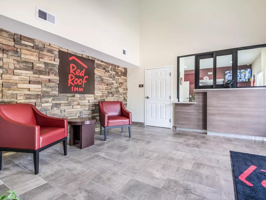 Red Roof Inn Baytown  Lobby Image