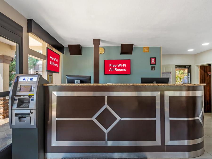 RRI1433_Lobby 1 PRO Approved 6-8-26 Image