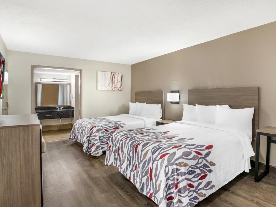 Red Roof Inn Richmond, VA Deluxe 2 Full Beds Non-Smoking Image