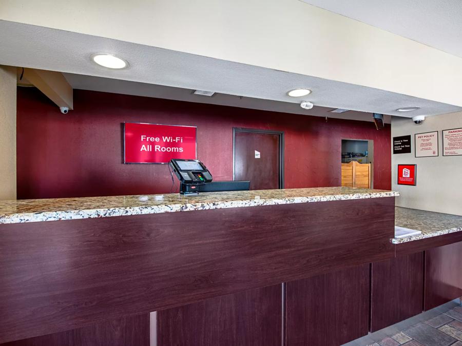 Red Roof Inn San Marcos Front Desk Area Image