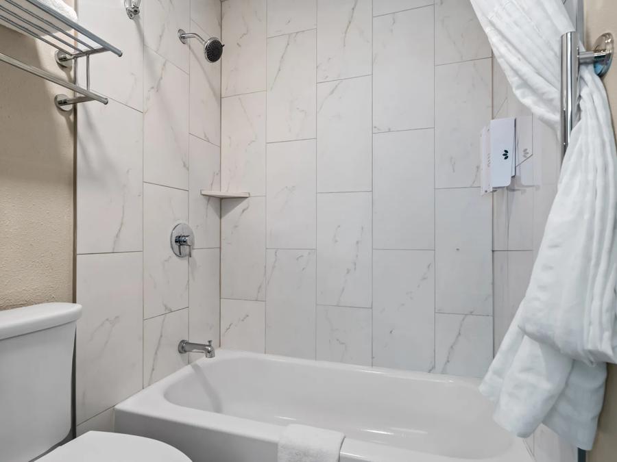 RRI1539_Bathroom PRO Approved 4-21-26 Image