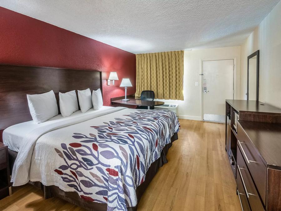 Red Roof Inn Orlando South - Florida Mall Single King Room