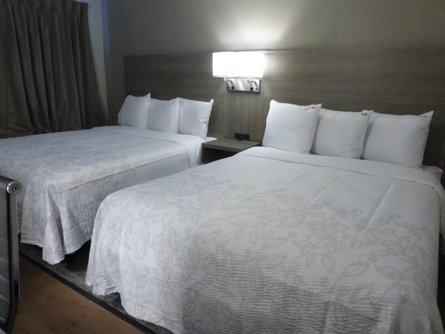Red Roof Inn Bourbonnais Superior 2 Queen Beds Image