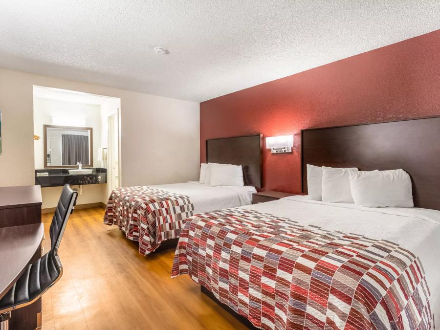 Red Roof Phoenix - Midtown Deluxe 2 Full Beds Non-Smoking