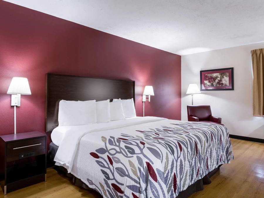 Cheap Hotel in Carrollton, KY 41008 Red Roof