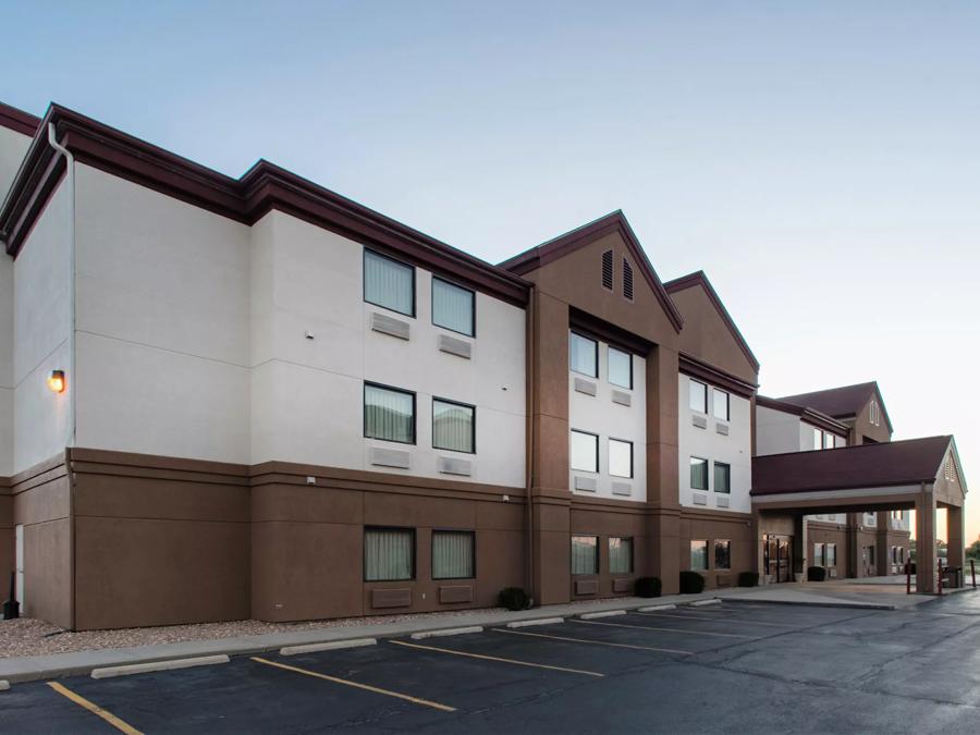 Red Roof Inn St Louis - Troy, IL Exterior Property Image