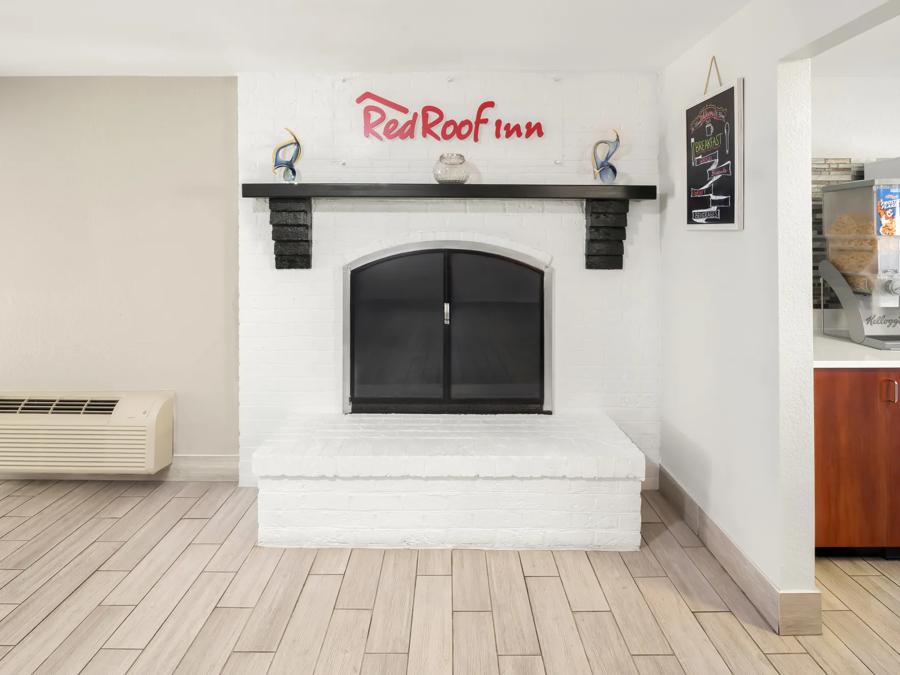 RRI1469_Lobby 2 PRO Approved 6-16-26_2 Image
