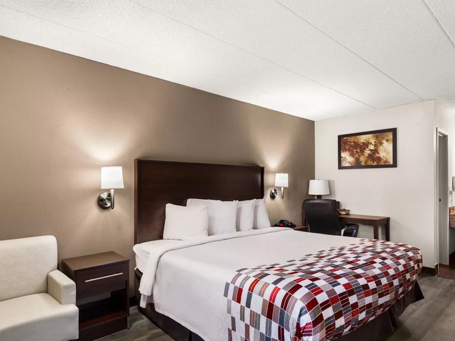 Red Roof Inn Springfield, IL Superior King Image