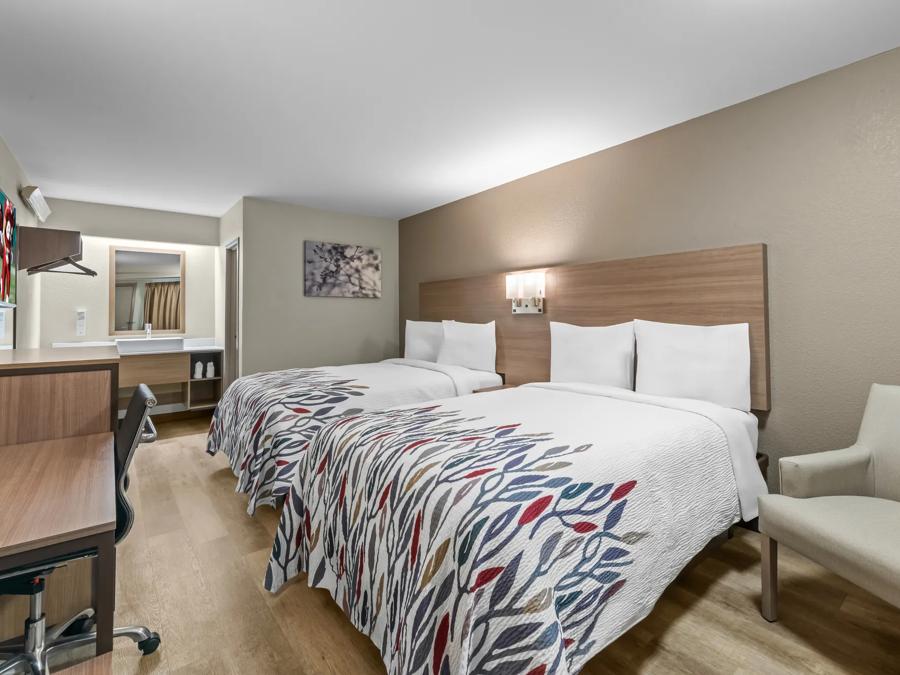 Red Roof Inn Asheville - Biltmore West Deluxe Double Room Image