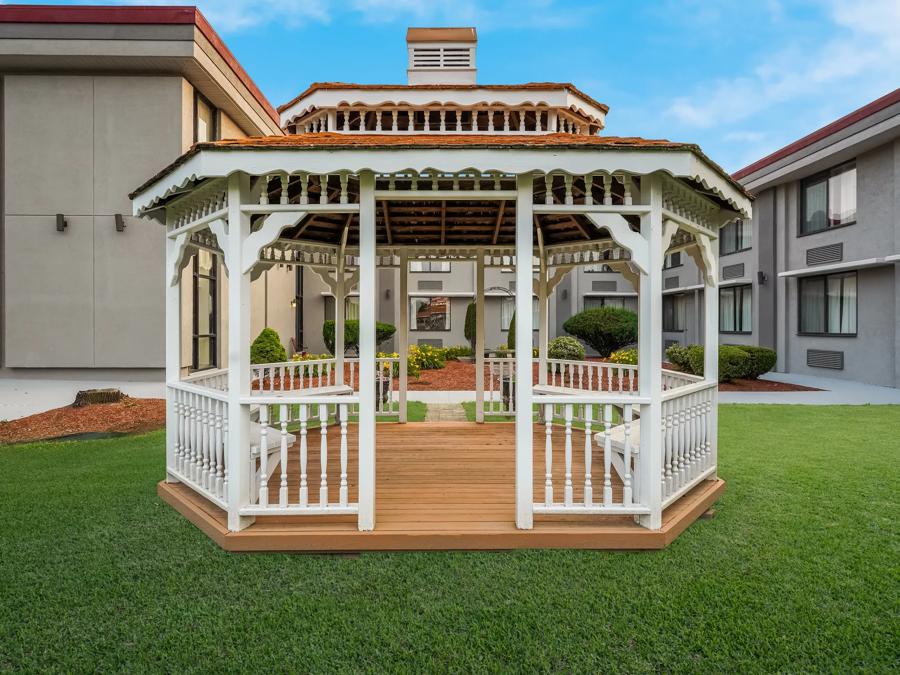 Relax with family or friends in our comfortable outdoor gazebo. 