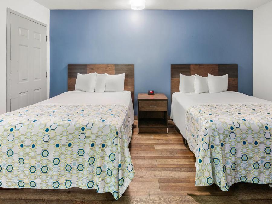HTS1530_NS Studio Suite 2Queen 2 PRO Approved 7-23-25_NET2Q_2 Image