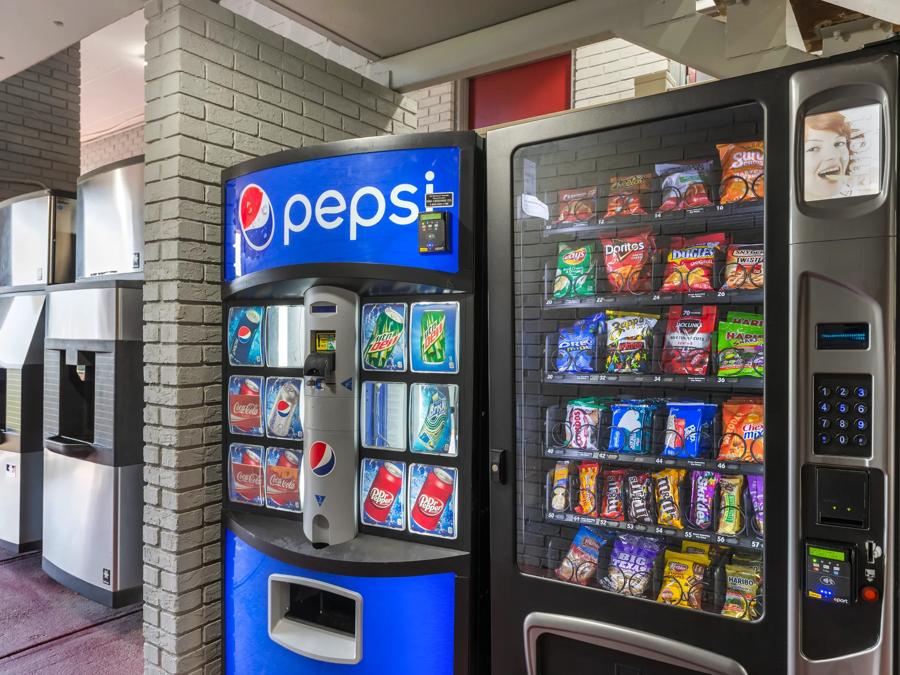 Red Roof Inn Doswell - Kings Dominion Vending Area