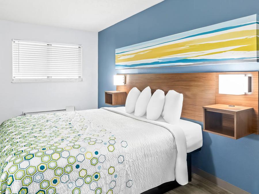 HTS1360_NS Studio 1King 5 PRO Approved 8-19-25_NE1K_5 Image