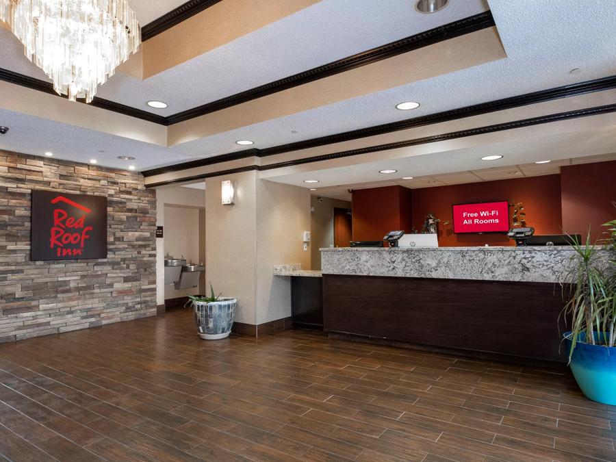 Red Roof Inn & Suites Dover Downtown Lobby Area Image