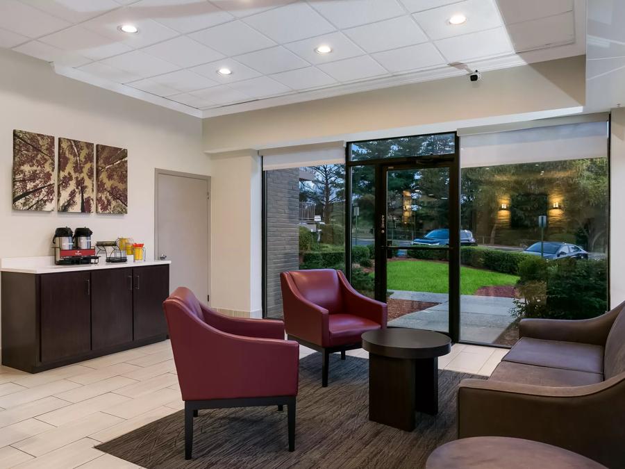 Red Roof Inn Baltimore Lobby Image