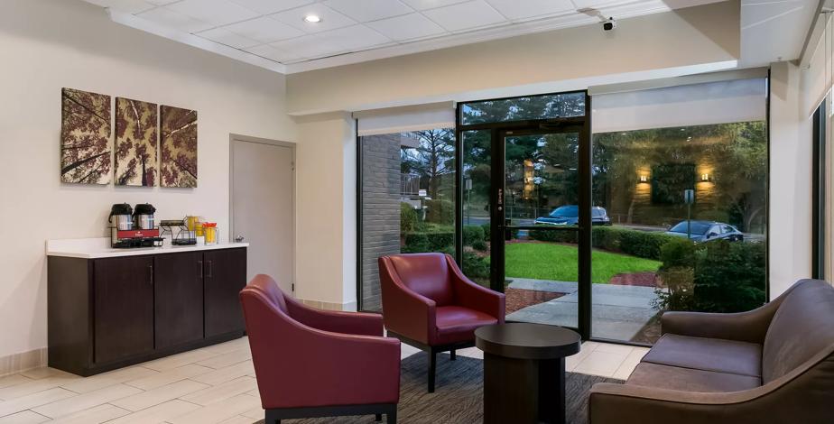 Red Roof Inn Baltimore Lobby Image