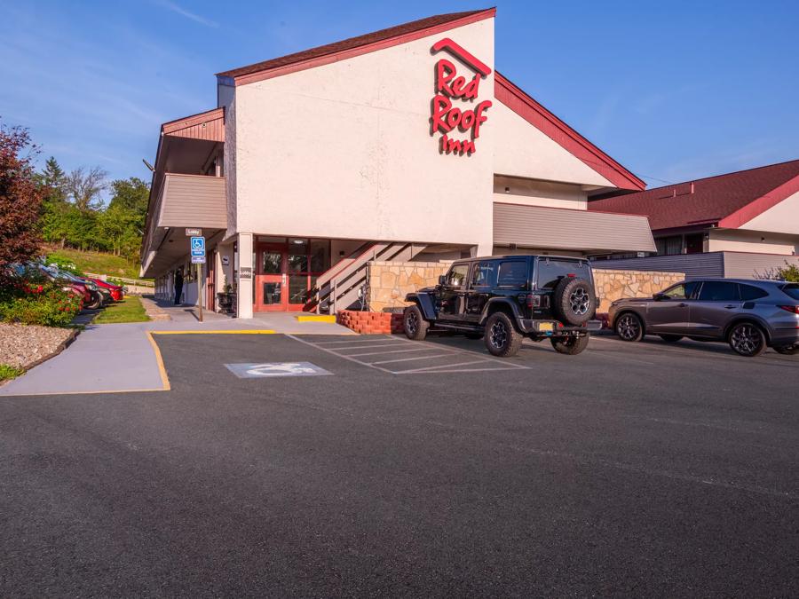 Red Roof Inn Binghamton - Johnson City Exterior Image