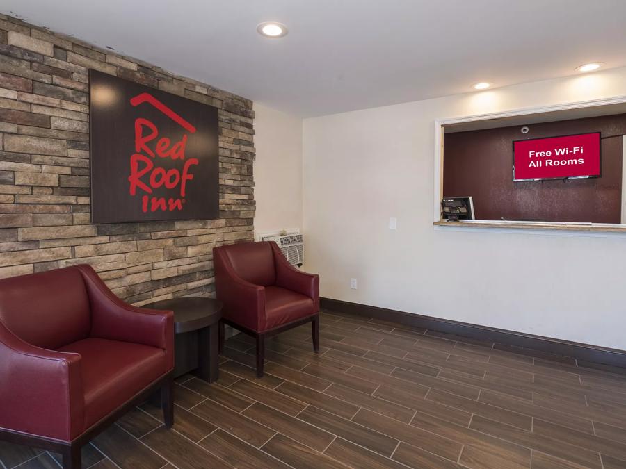 Red Roof Inn Wildwood – Cape May/Rio Grande Lobby Sitting Area Image