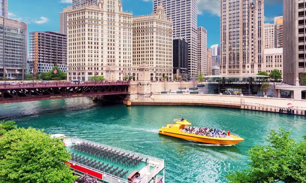 Chicago lake cruise