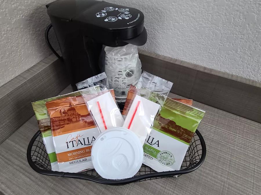 Red Roof Inn Charlotte - Airport Room Amenity Image