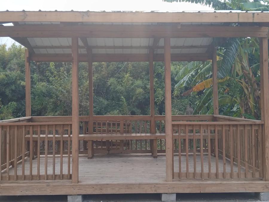 Red Roof Inn & Suites Houma Gazebo Image