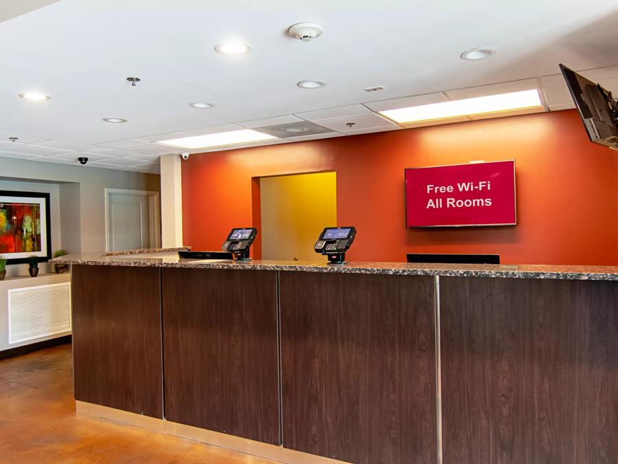 Red Roof Inn Locust Grove Front Desk and Lobby Image