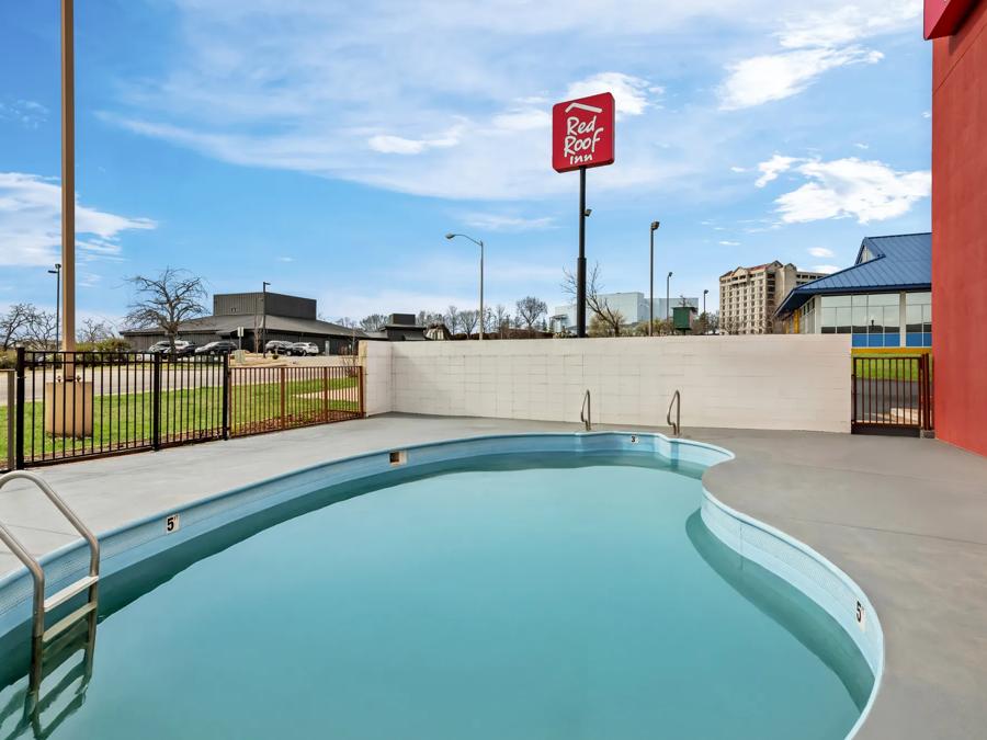 RRI1262_Pool-1-PRO Approved 4-7-26 Image