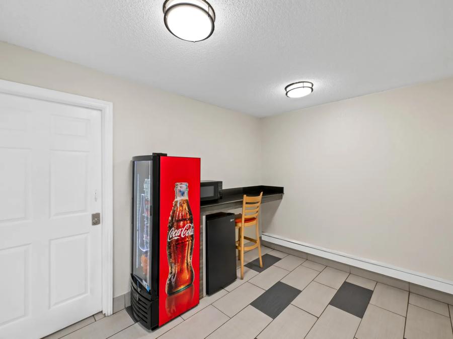 RRI1372_Vending PRO Approved 4-21-25 Image