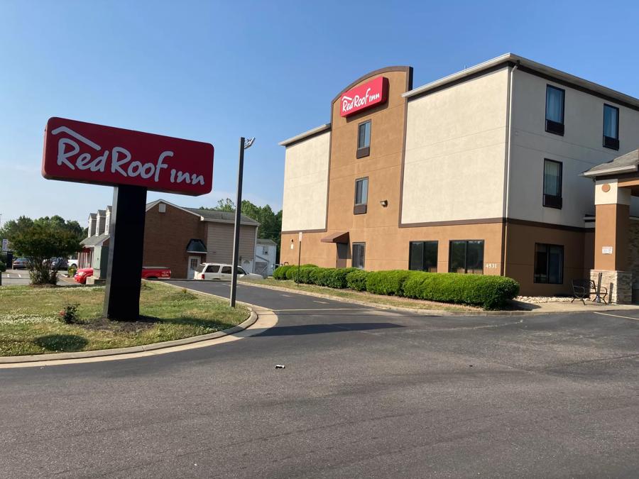 Red Roof Inn Newport News - Yorktown Exterior Image