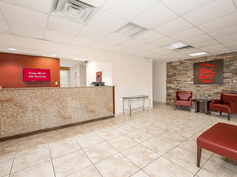 Red Roof Inn Mobile North - Saraland Front Desk and Lobby Detail Image