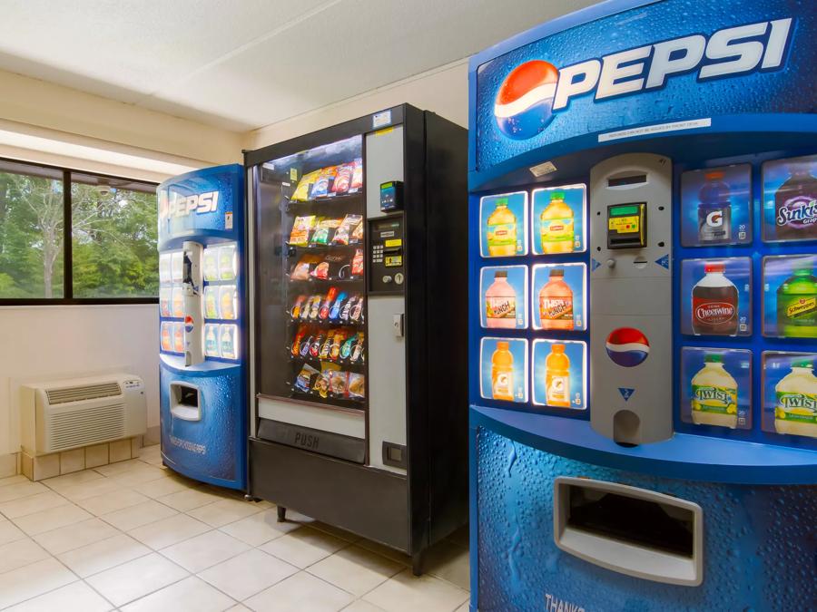 Red Roof Inn Durham - Duke Univ Medical Center Vending Image