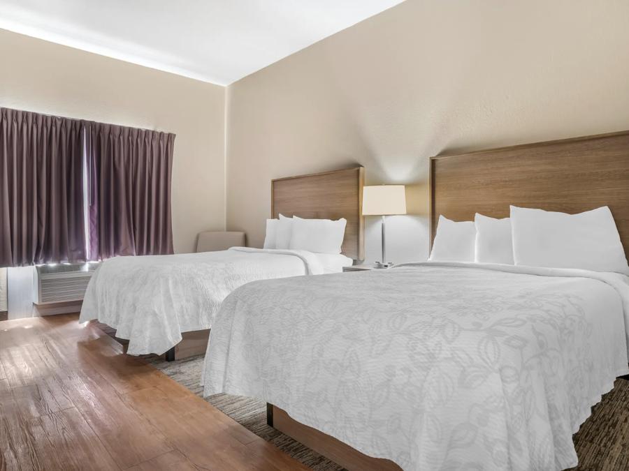 Red Roof Inn & Suites Vicksburg Superior 2 Full Beds Smoke Free Image