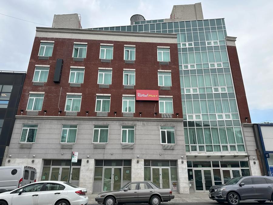 Red Roof PLUS+ Brooklyn - Flat Ave Exterior 